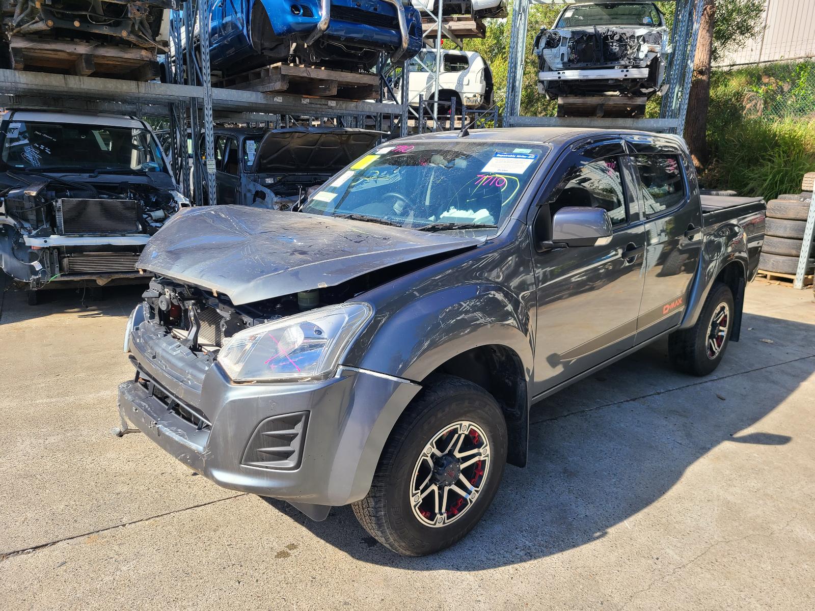 Transfer Case Dmax Isuzu 2019