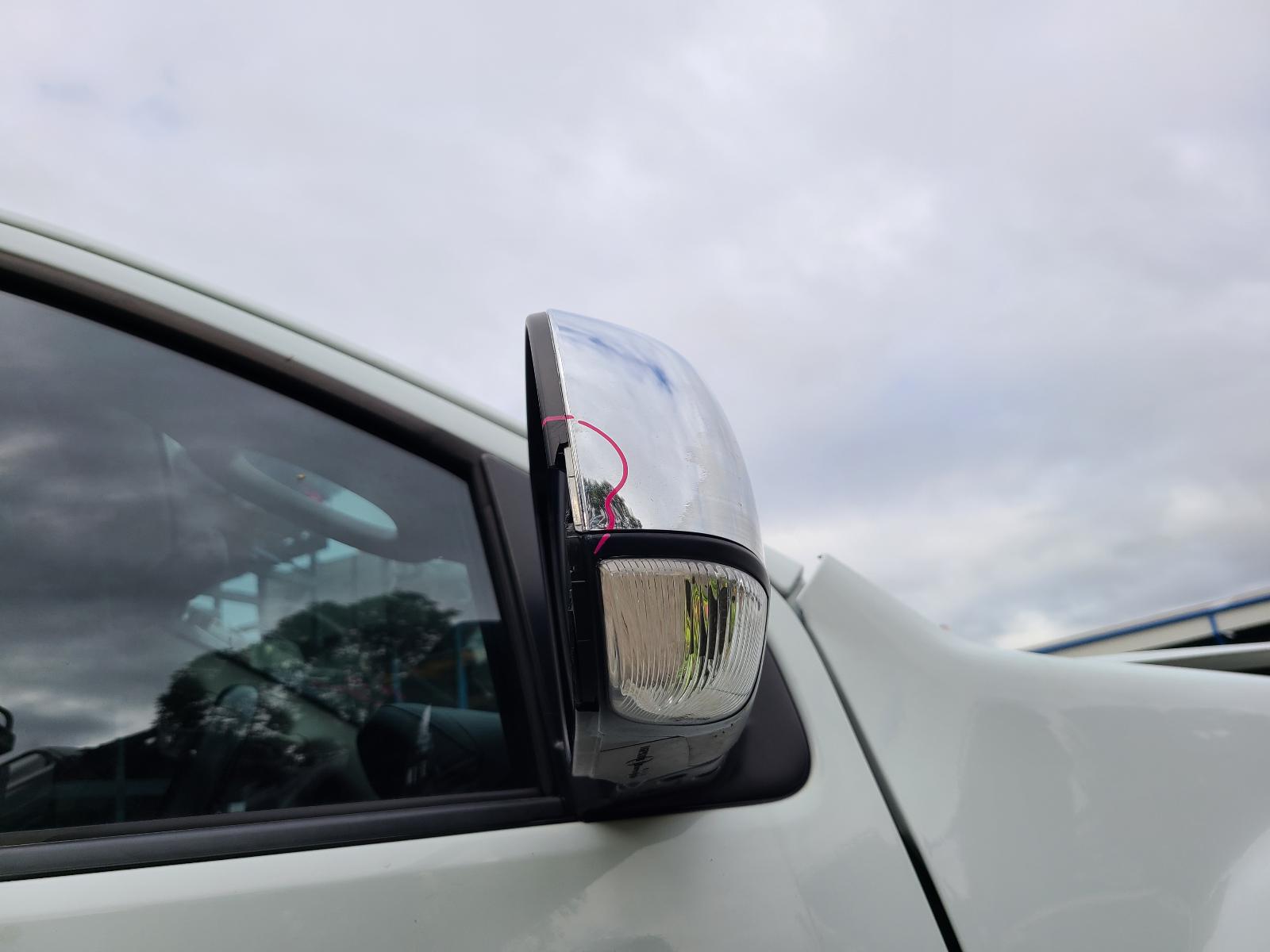 View Auto part Instrument Cluster Isuzu Mu-x 2018