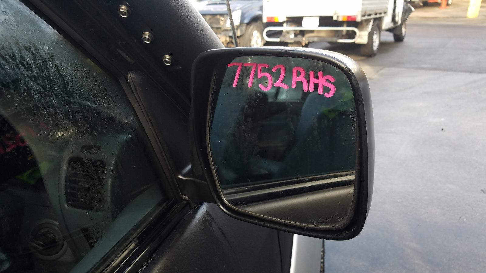 View Auto part Sunvisor Toyota Prado 1997