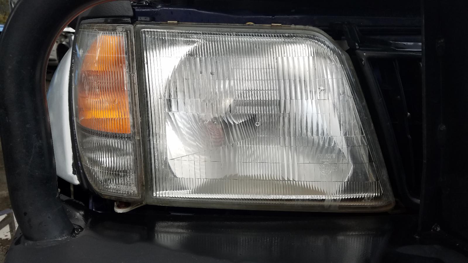 View Auto part Sunvisor Toyota Prado 1997