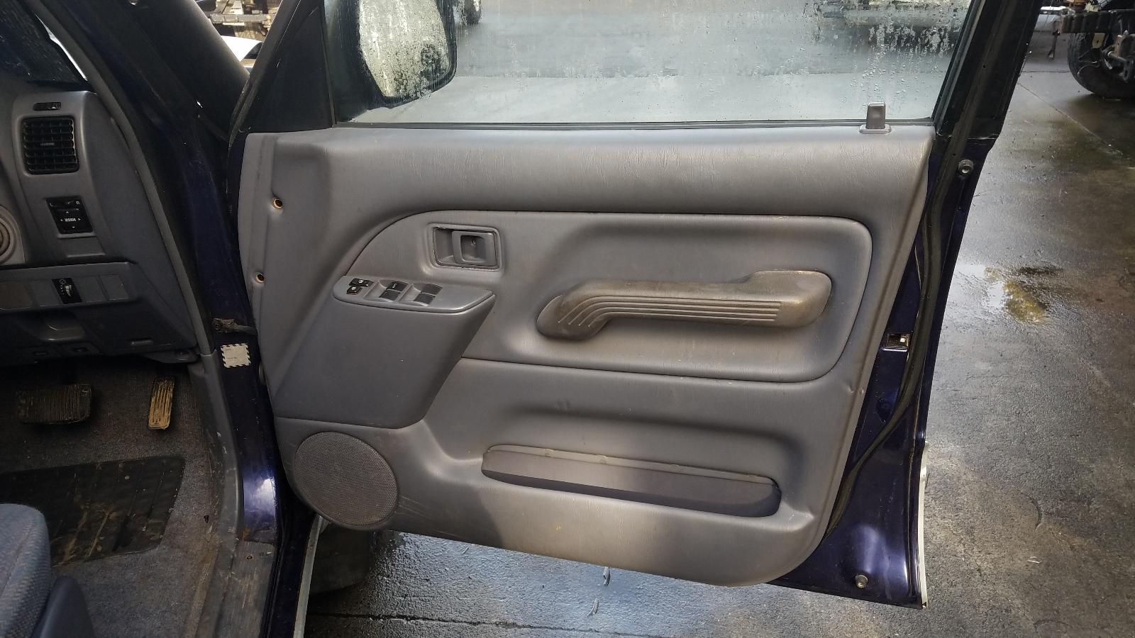 View Auto part Sunvisor Toyota Prado 1997