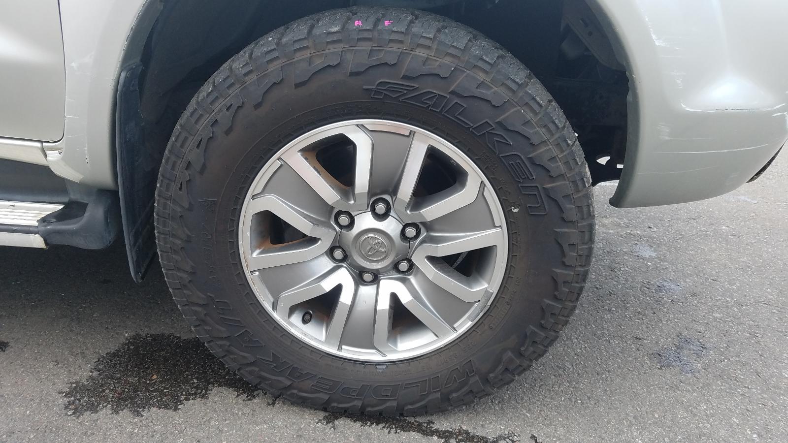 2008 Toyota Hilux Right Front Upper Control Arm View Auto part Right Front Upper Control Arm Toyota Hilux 2008