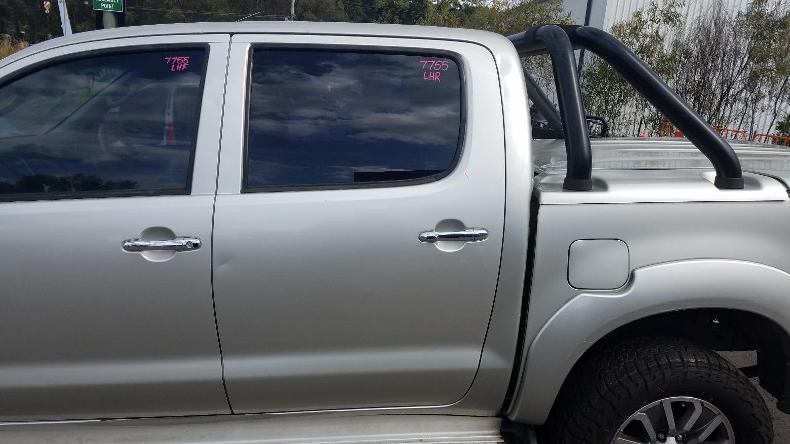 2008 Toyota Hilux Right Front Upper Control Arm View Auto part Right Front Upper Control Arm Toyota Hilux 2008