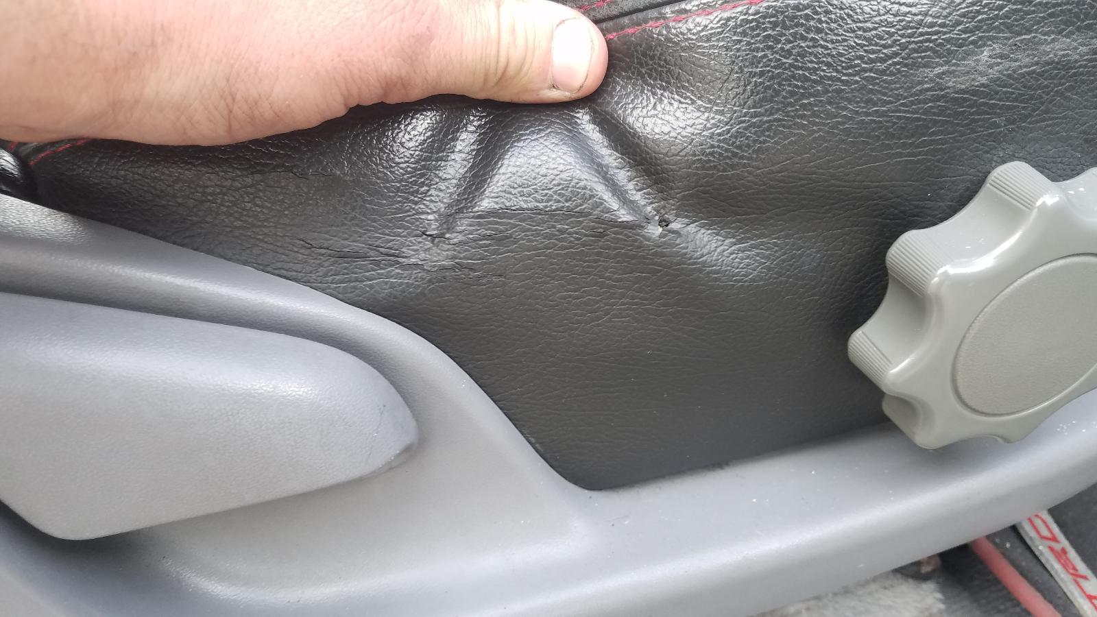 2008 Toyota Hilux Right Front Upper Control Arm View Auto part Right Front Upper Control Arm Toyota Hilux 2008