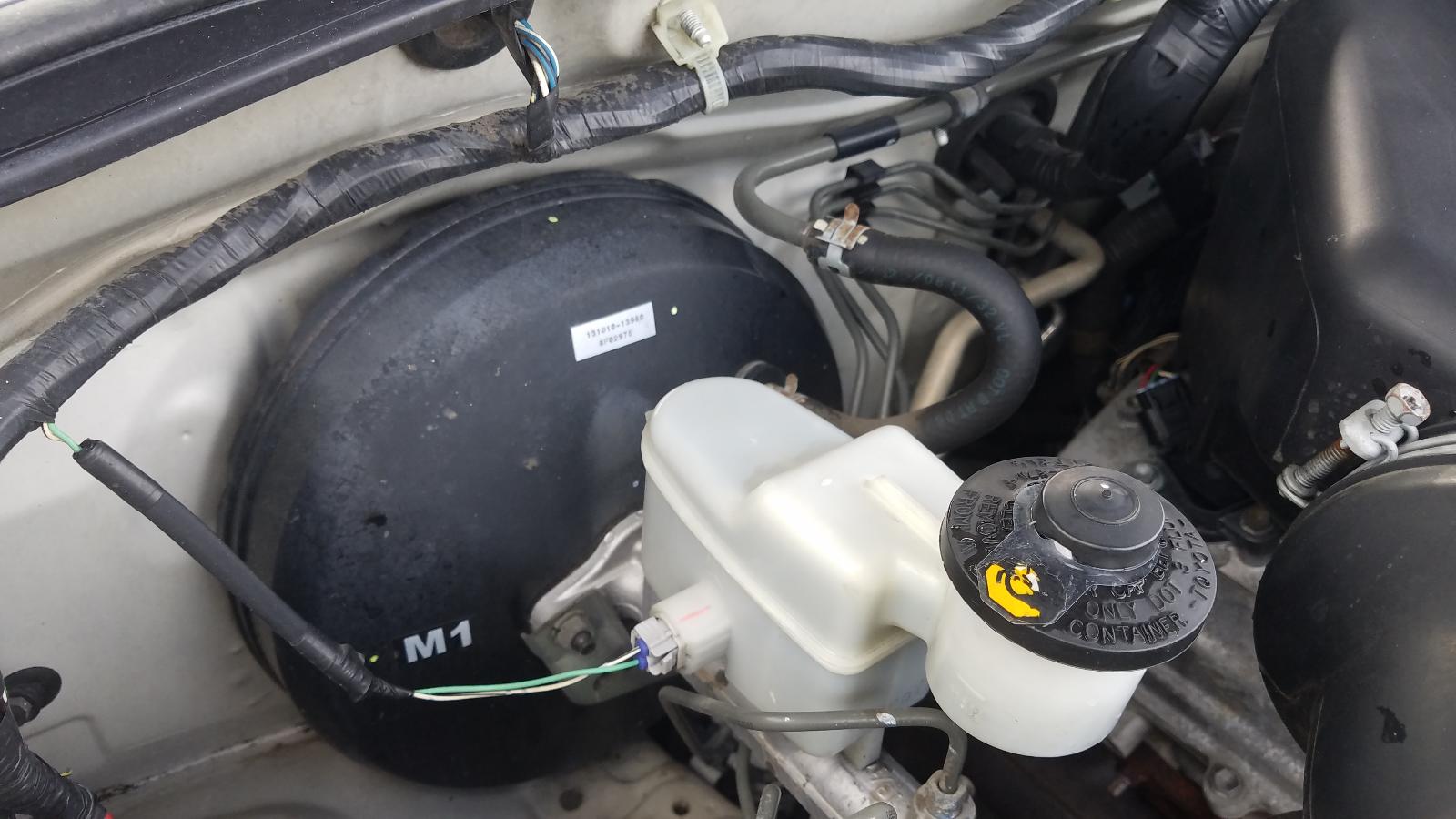 2008 Toyota Hilux Right Front Upper Control Arm View Auto part Right Front Upper Control Arm Toyota Hilux 2008