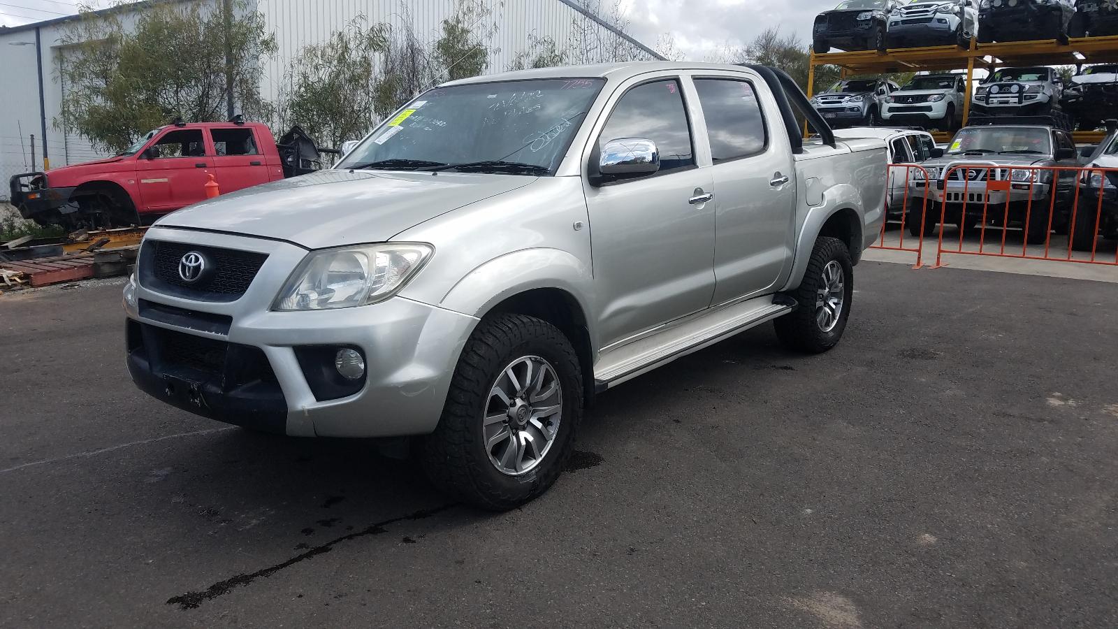 2008 Toyota Hilux Right Front Upper Control Arm View Auto part Right Front Upper Control Arm Toyota Hilux 2008