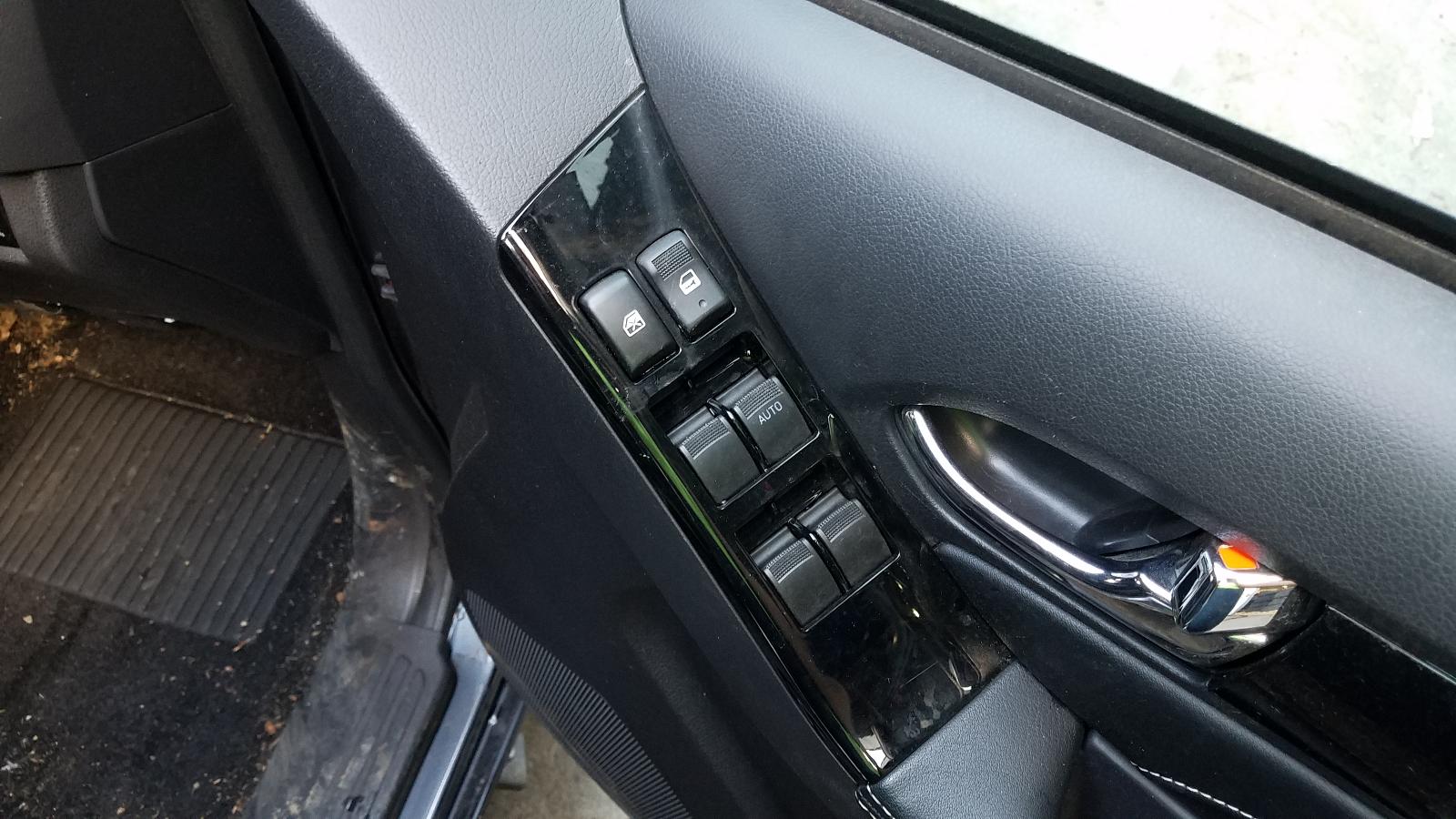 View Auto part Mud Flaps Isuzu Mu-x 2020