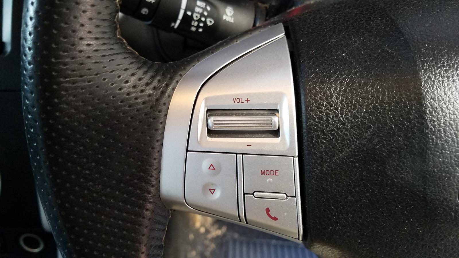 View Auto part Mud Flaps Isuzu Mu-x 2020