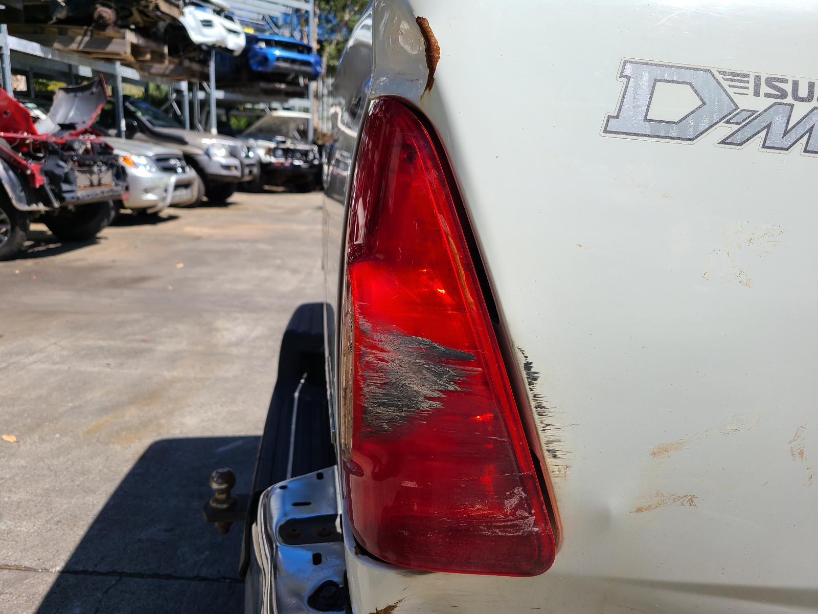 2012 Isuzu Dmax Front Seat View Auto part Front Seat Isuzu Dmax 2012