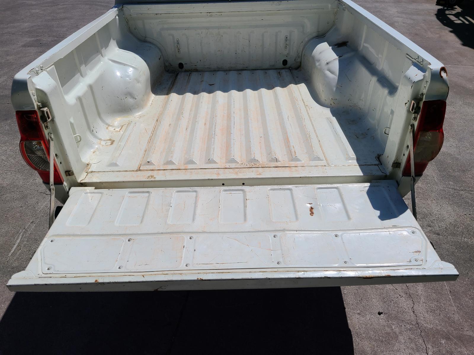 2012 Isuzu Dmax Front Seat View Auto part Front Seat Isuzu Dmax 2012