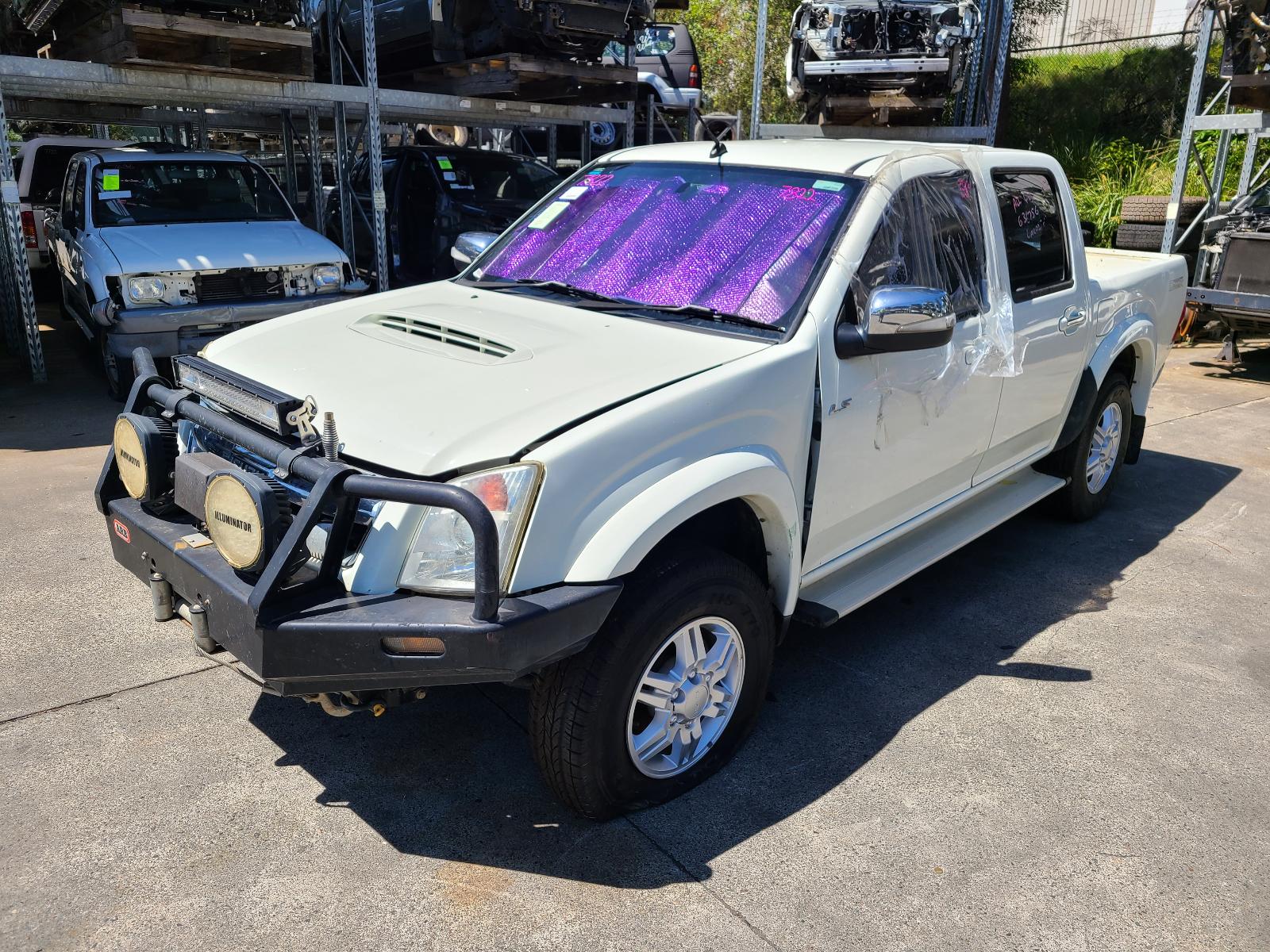 2012 Isuzu Dmax Front Seat View Auto part Front Seat Isuzu Dmax 2012