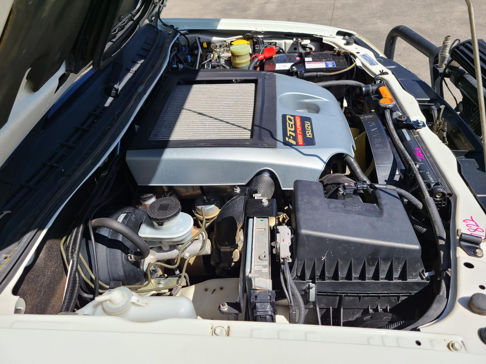 2012 Isuzu Dmax Front Seat View Auto part Front Seat Isuzu Dmax 2012