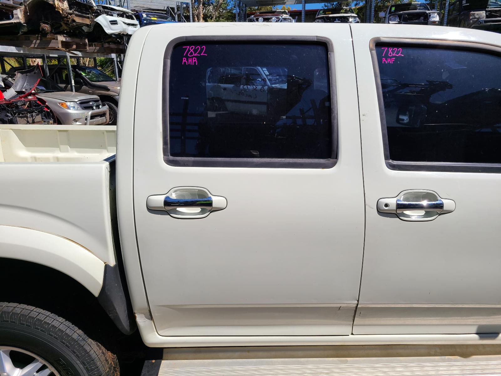 2012 Isuzu Dmax Front Seat View Auto part Front Seat Isuzu Dmax 2012
