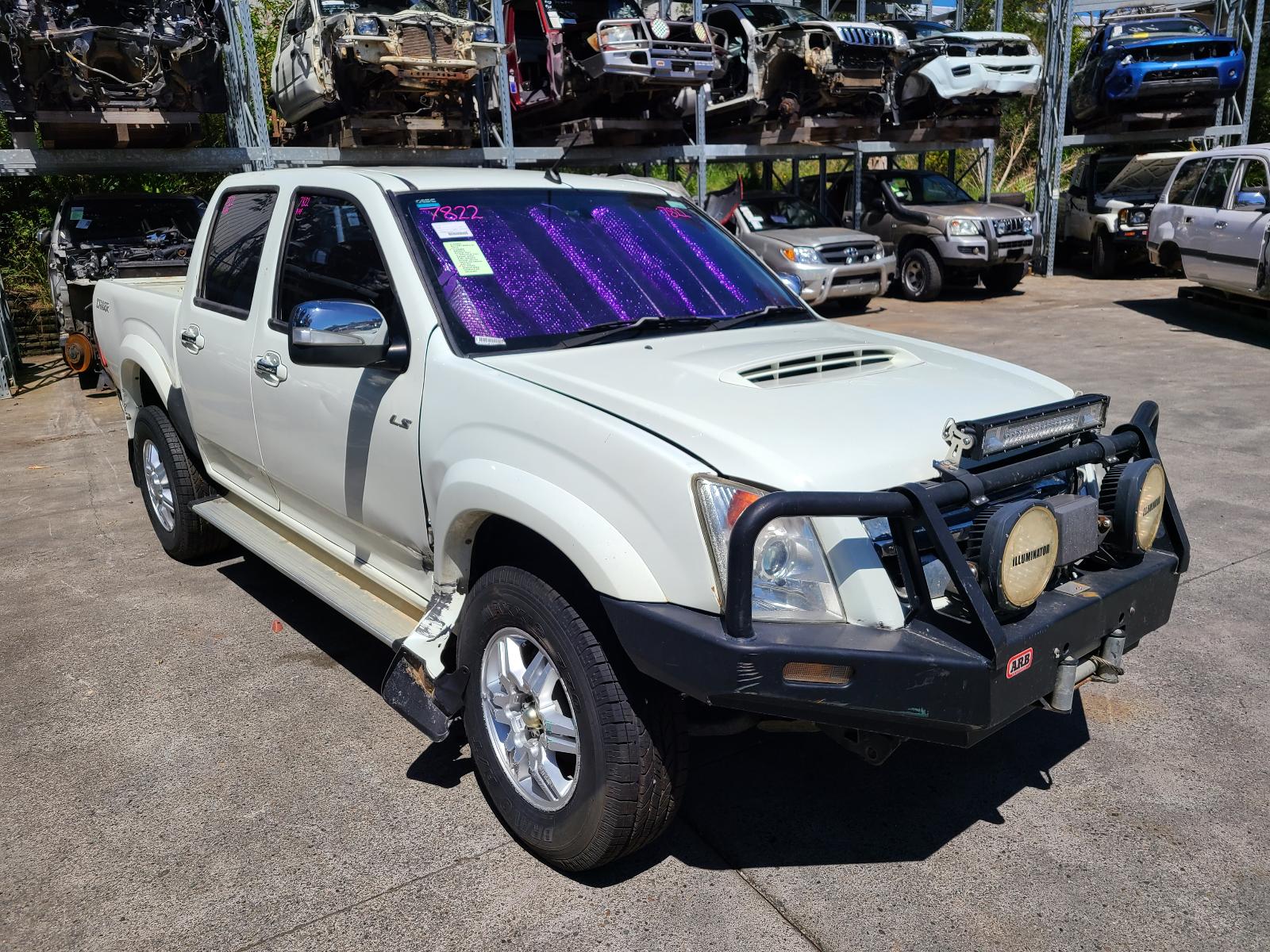 2012 Isuzu Dmax Front Seat View Auto part Front Seat Isuzu Dmax 2012