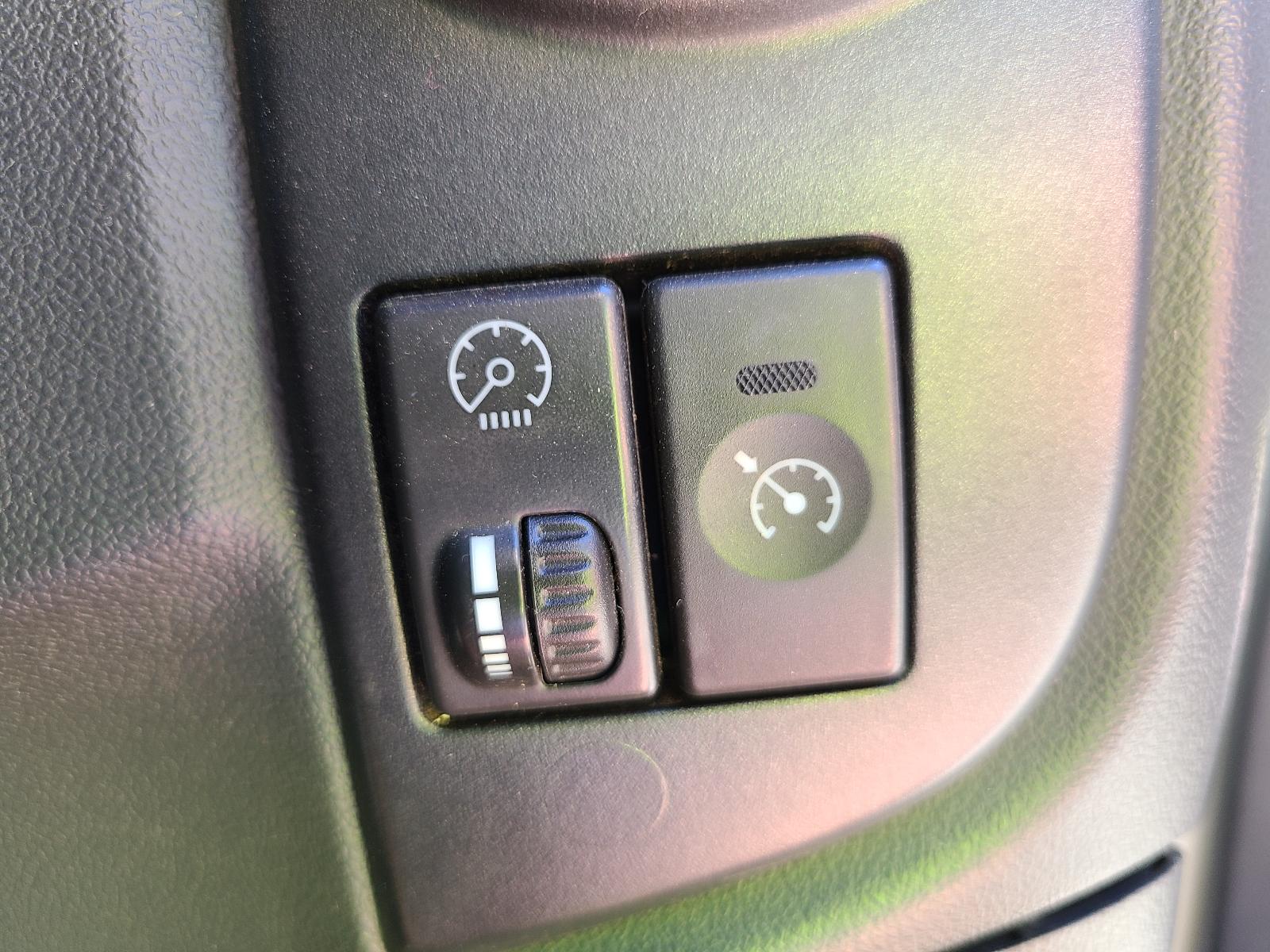 2012 Isuzu Dmax Front Seat View Auto part Front Seat Isuzu Dmax 2012