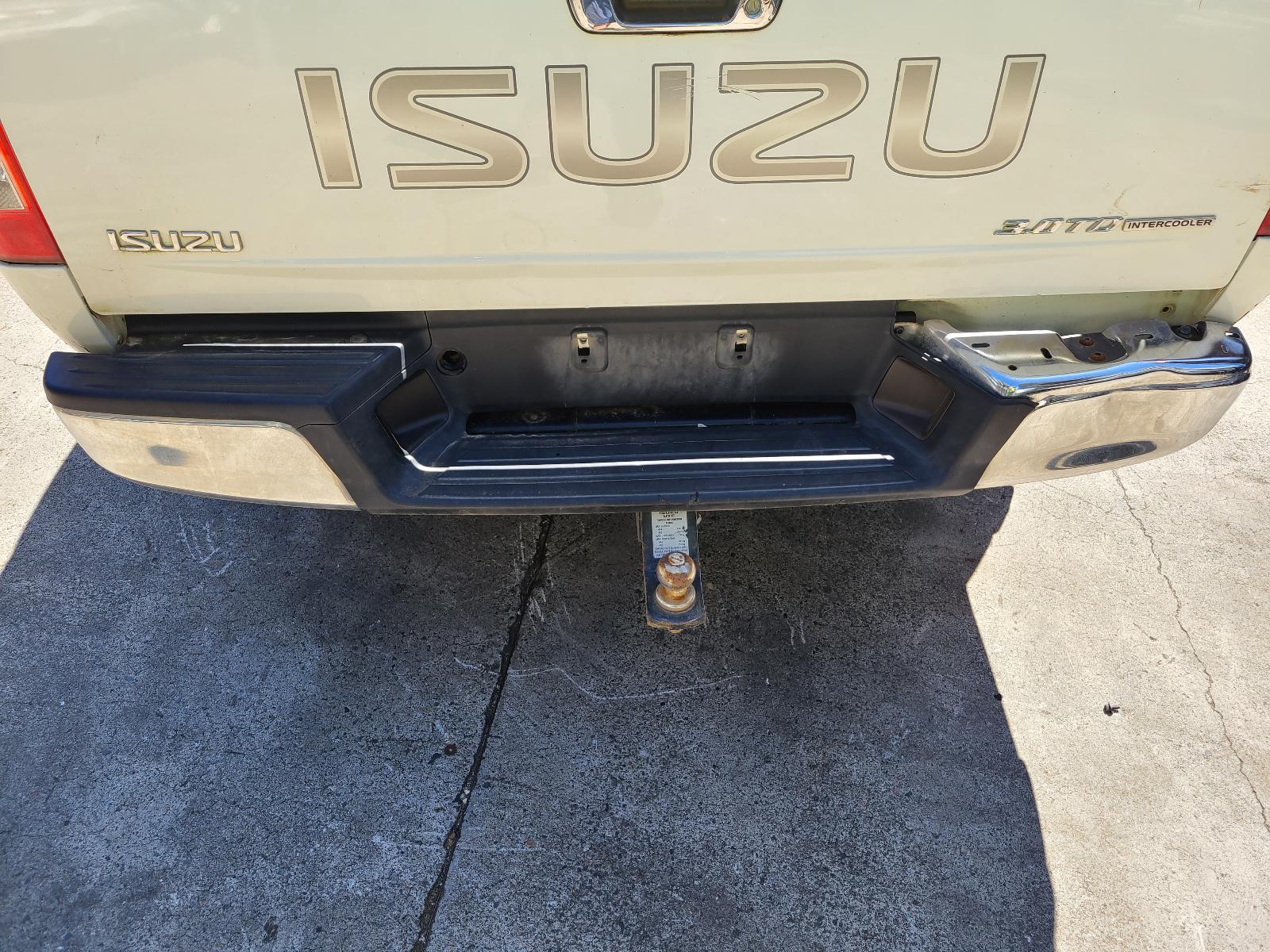 2012 Isuzu Dmax Front Seat View Auto part Front Seat Isuzu Dmax 2012