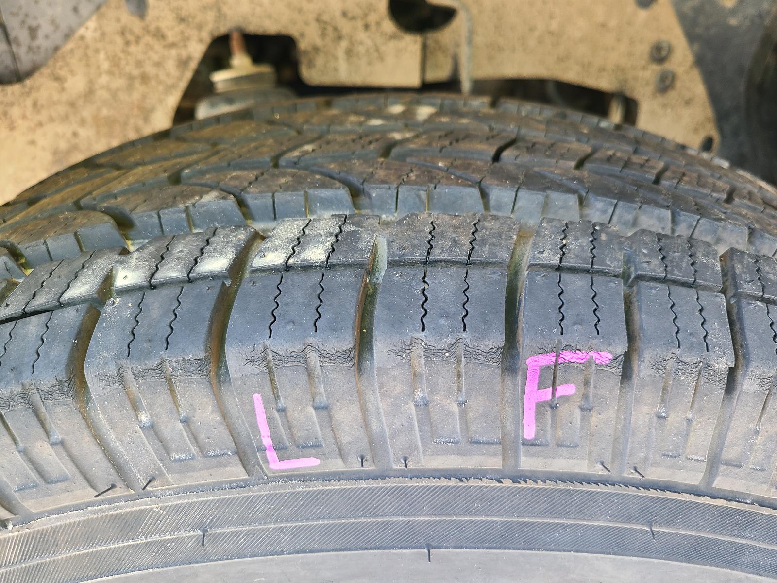 2012 Isuzu Dmax Front Seat View Auto part Front Seat Isuzu Dmax 2012