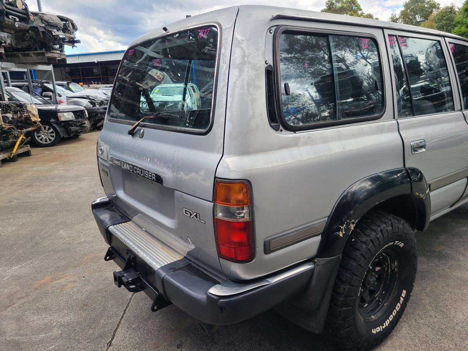 1992 Toyota Landcruiser Trans/Gearbox View Auto part Trans/Gearbox Toyota Landcruiser 1992