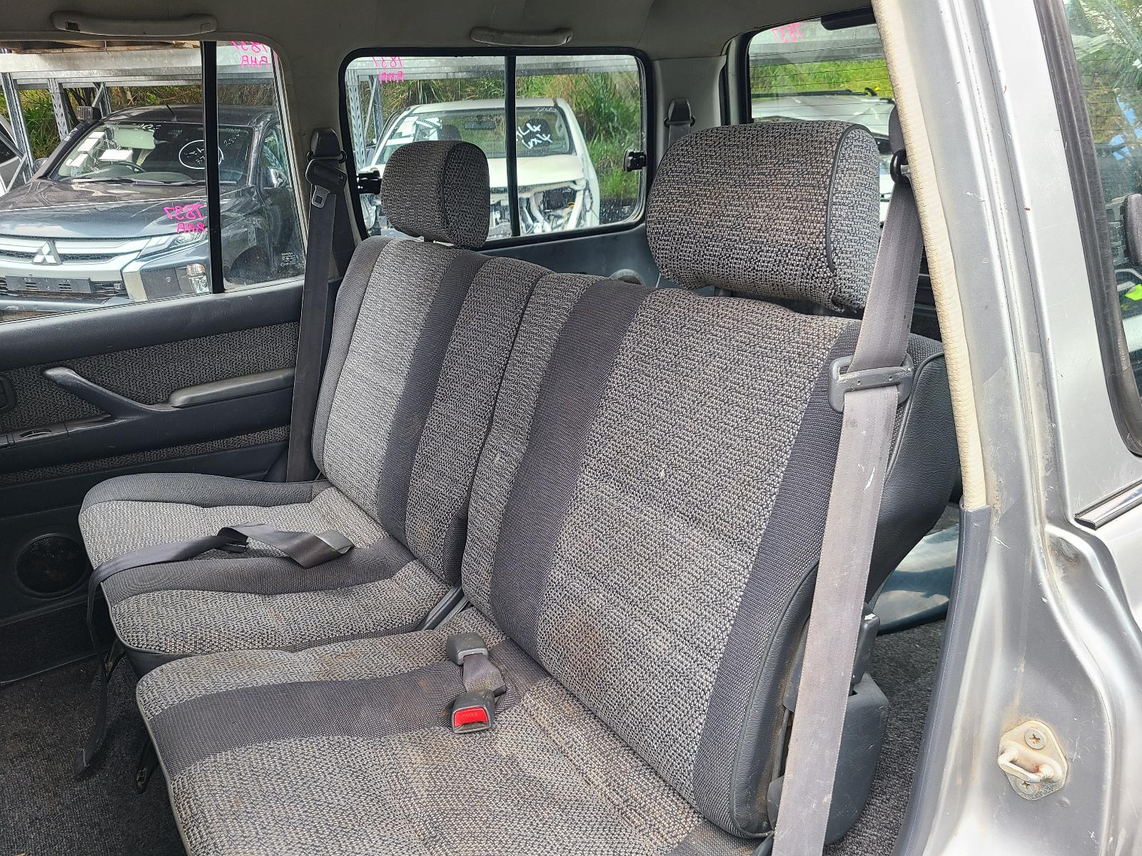 1992 Toyota Landcruiser Trans/Gearbox View Auto part Trans/Gearbox Toyota Landcruiser 1992