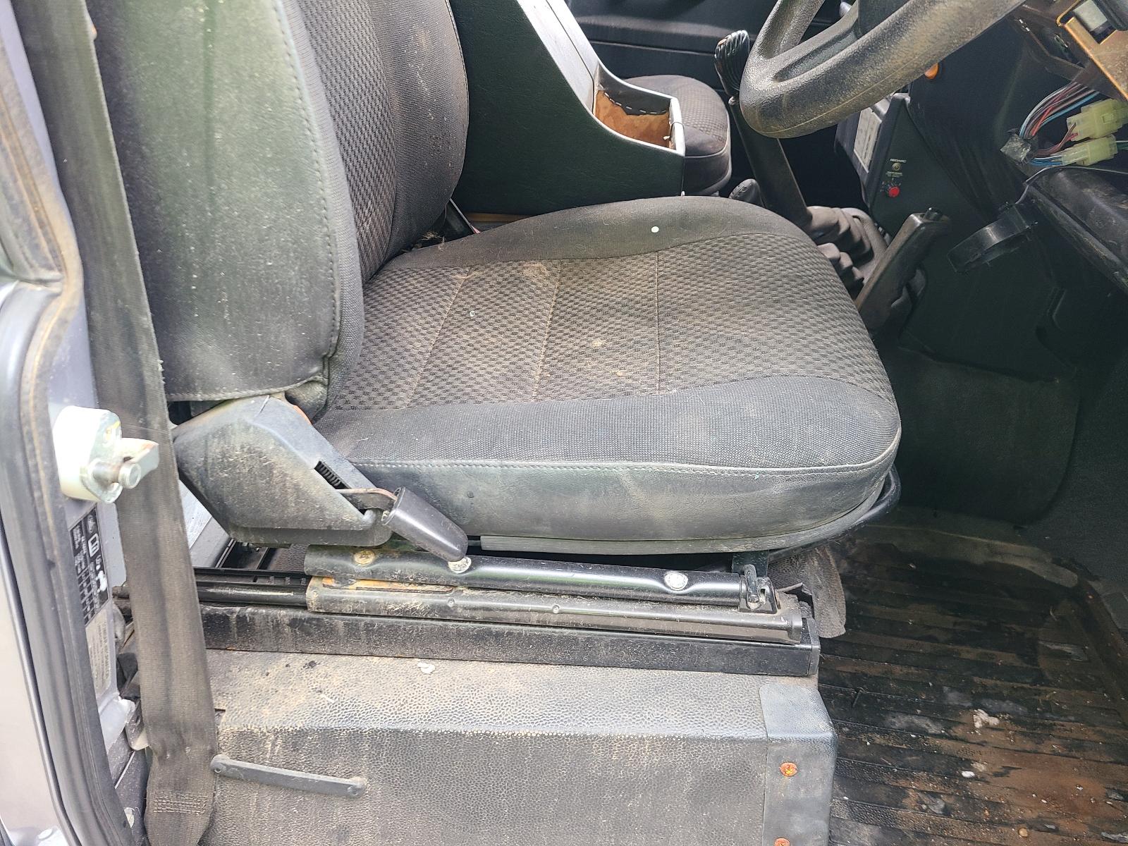 View Auto part Headrest Land Rover Defender 2012