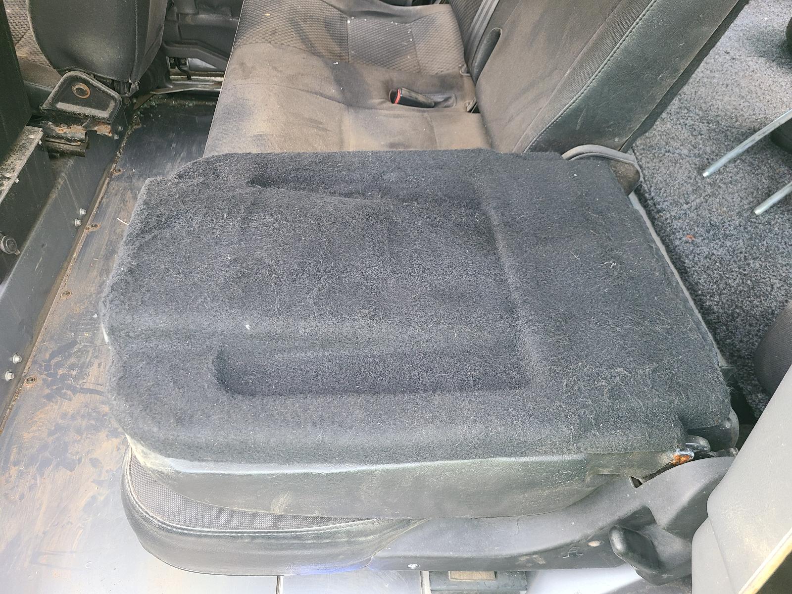View Auto part Headrest Land Rover Defender 2012
