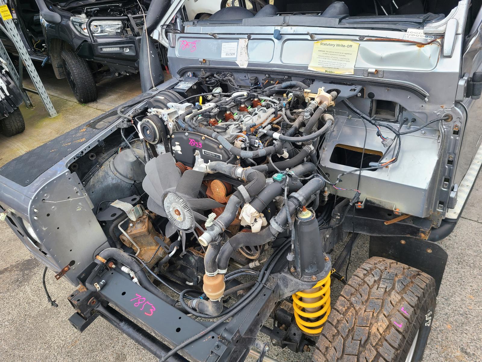 View Auto part Headrest Land Rover Defender 2012