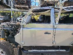 View Auto part Transfer Case Land Rover Defender 2012