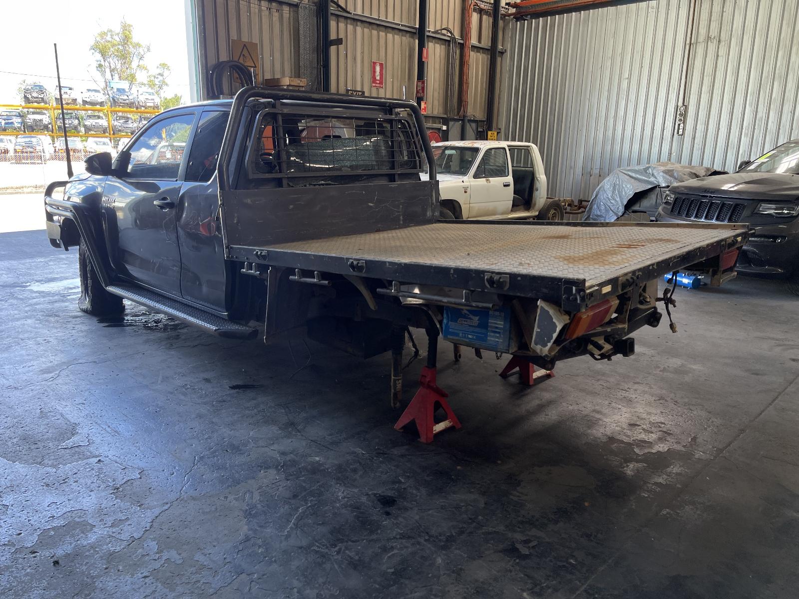View Auto part Front Seat Toyota Hilux 2019