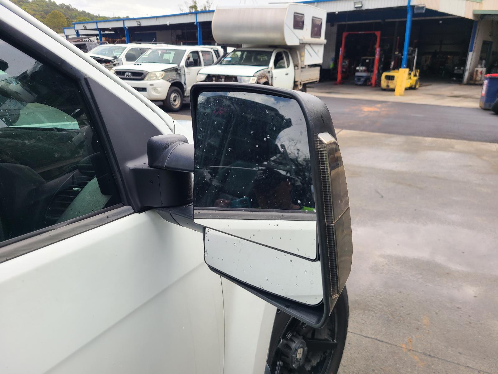 2017 Isuzu Mu-x Trans/Gearbox View Auto part Trans/Gearbox Isuzu Mu-x 2017