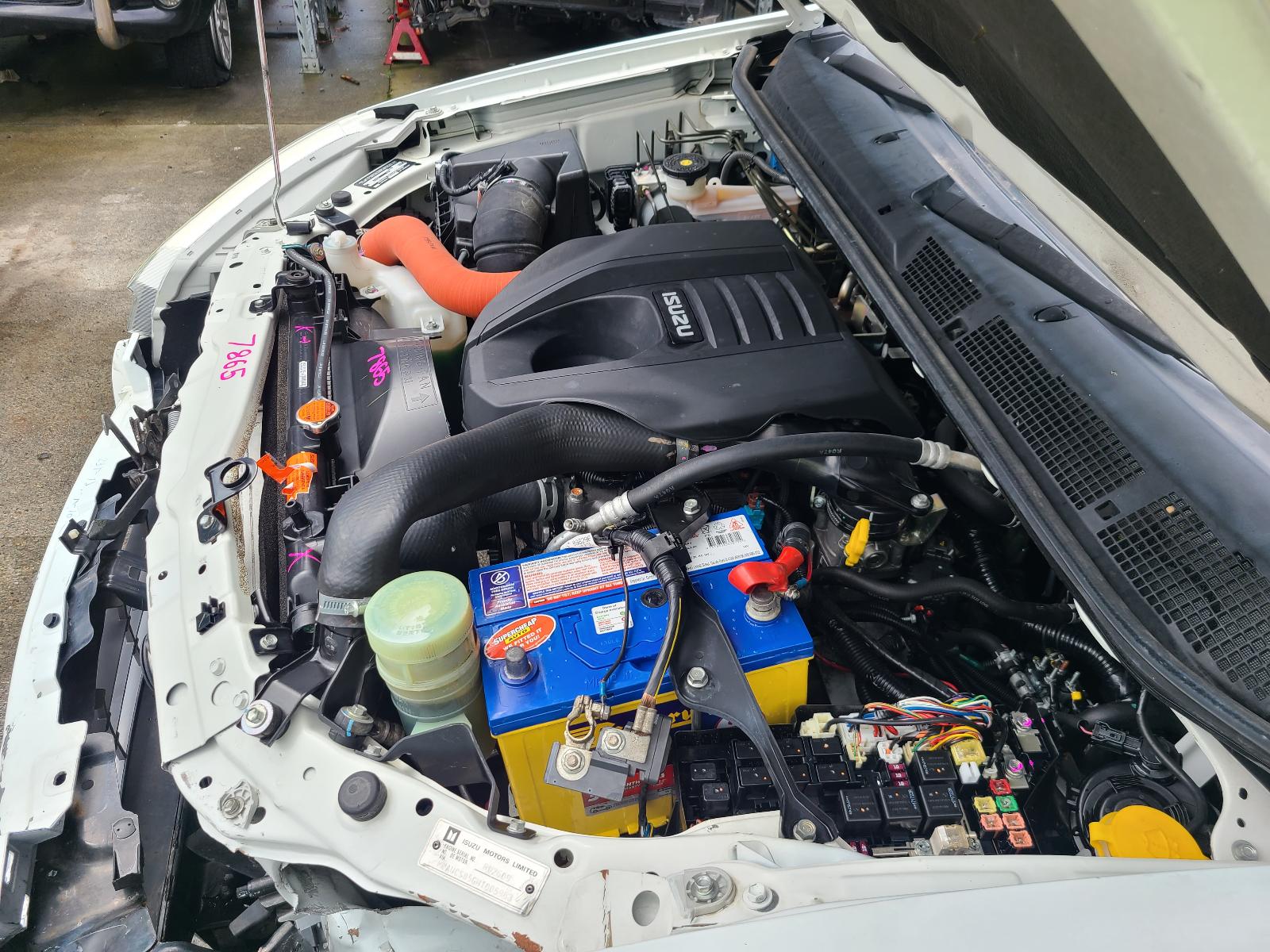 2017 Isuzu Mu-x Trans/Gearbox View Auto part Trans/Gearbox Isuzu Mu-x 2017
