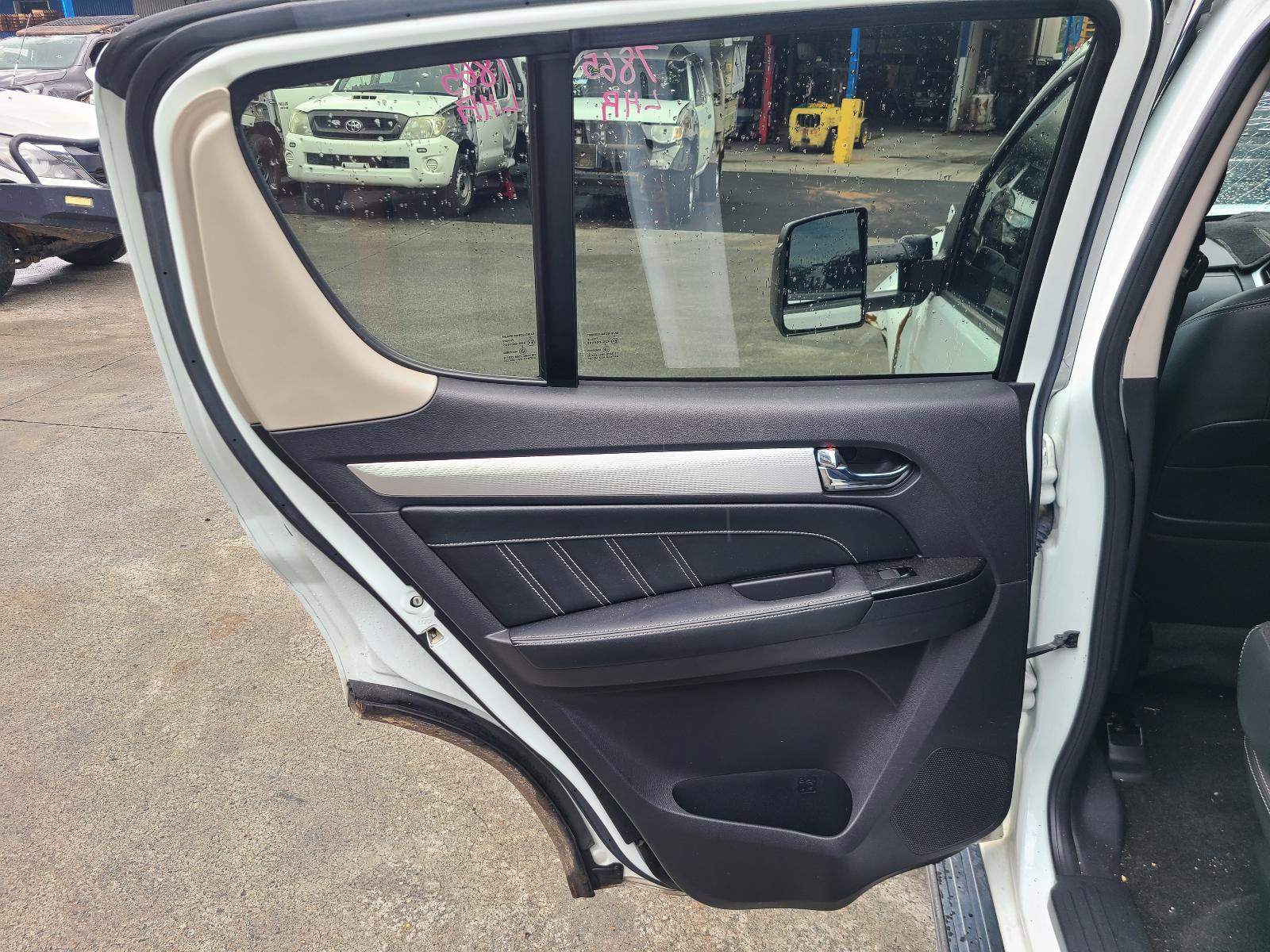 2017 Isuzu Mu-x Trans/Gearbox View Auto part Trans/Gearbox Isuzu Mu-x 2017