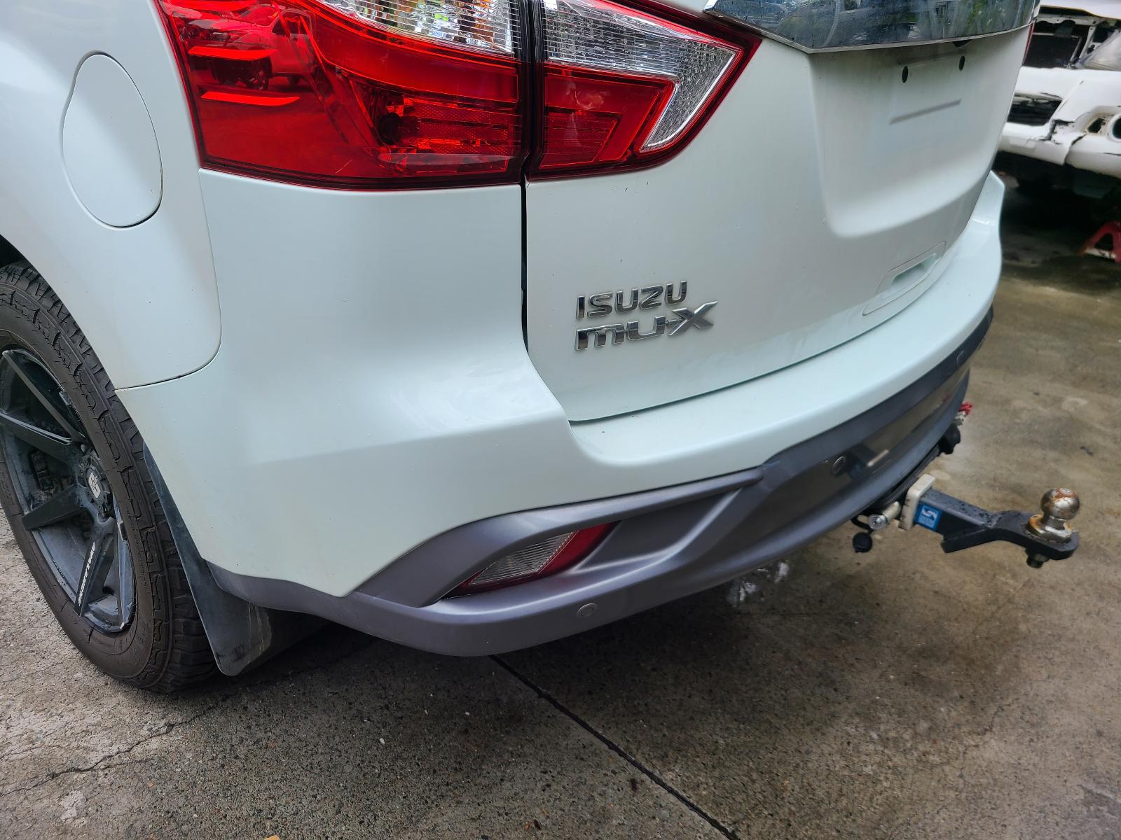 2017 Isuzu Mu-x Trans/Gearbox View Auto part Trans/Gearbox Isuzu Mu-x 2017