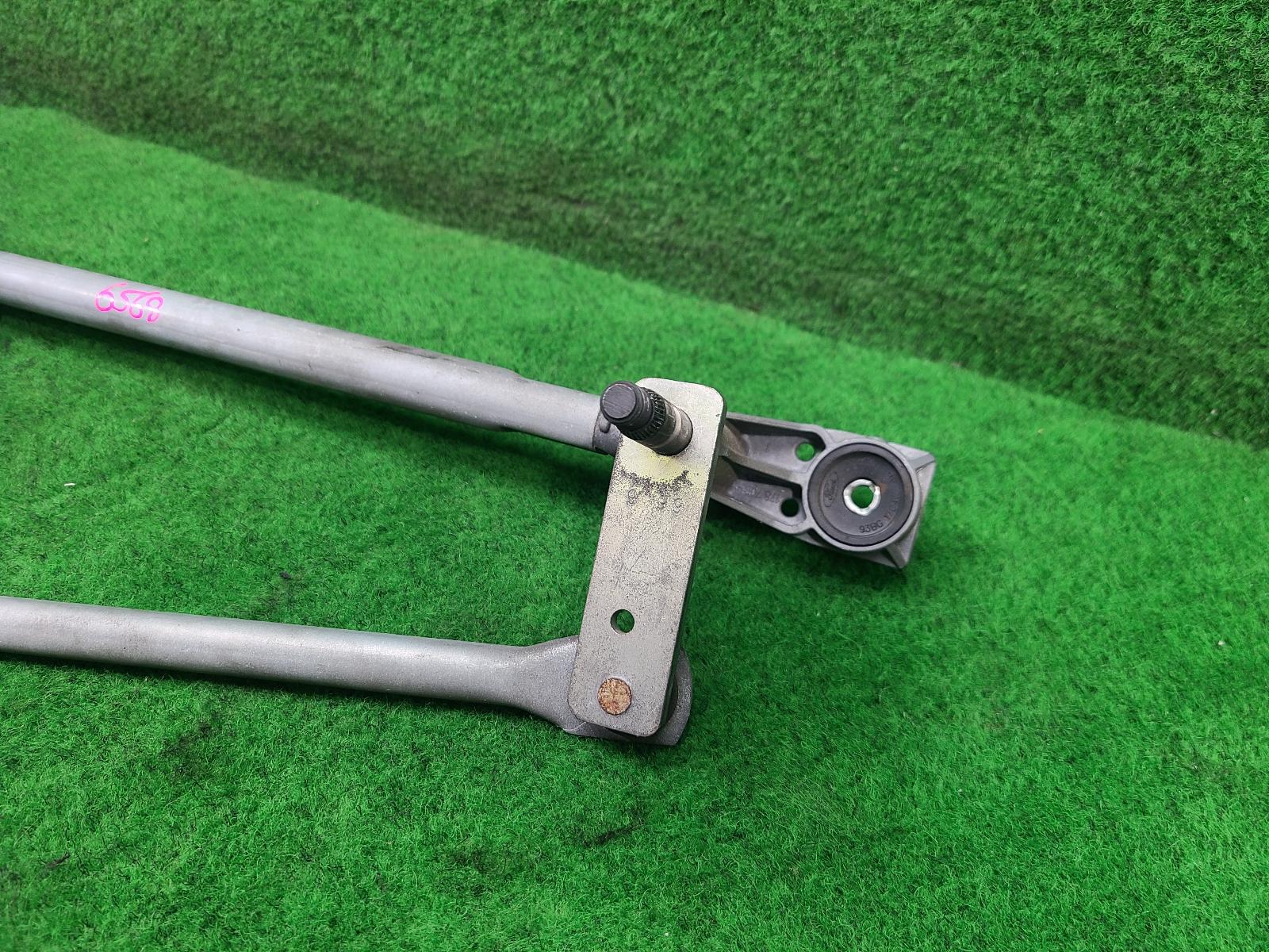 2009 Land Rover Freelander Wiper Linkage View Auto part Wiper Linkage Land Rover Freelander 2009