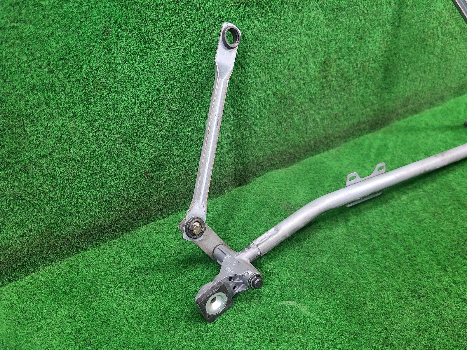 2009 Land Rover Freelander Wiper Linkage View Auto part Wiper Linkage Land Rover Freelander 2009