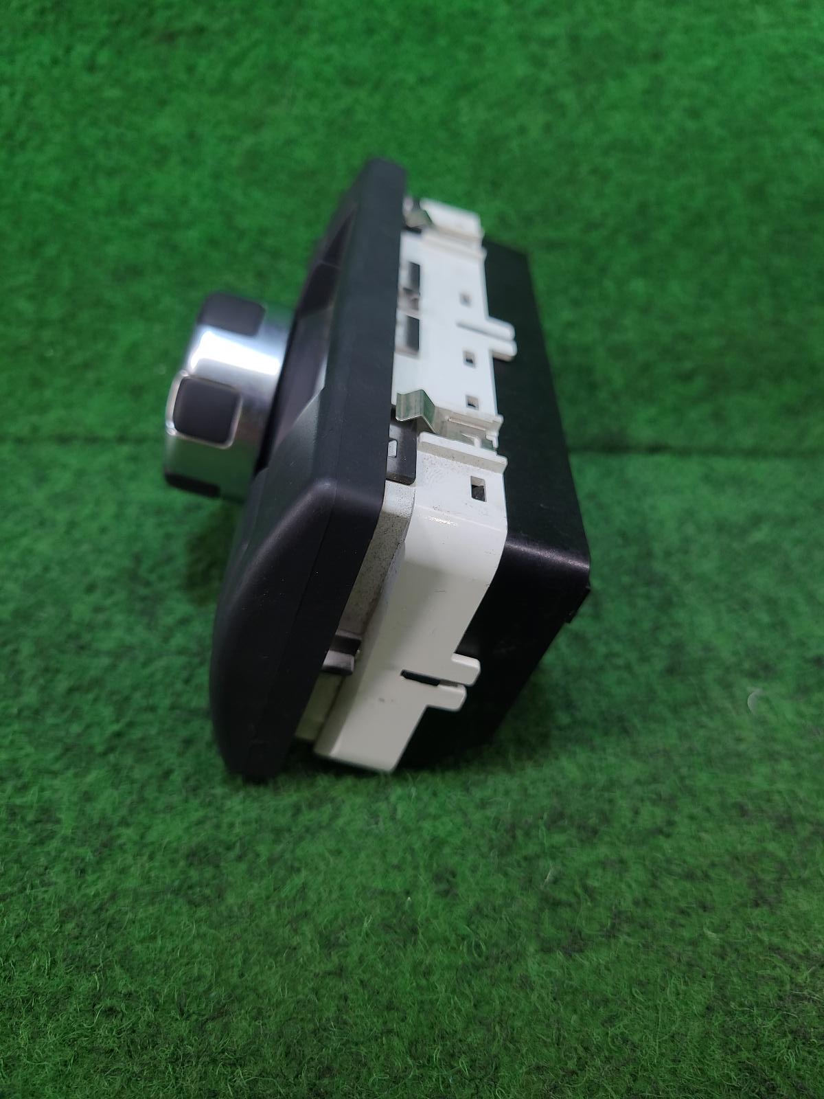 View Auto part Combination Switch Land Rover Freelander 2009