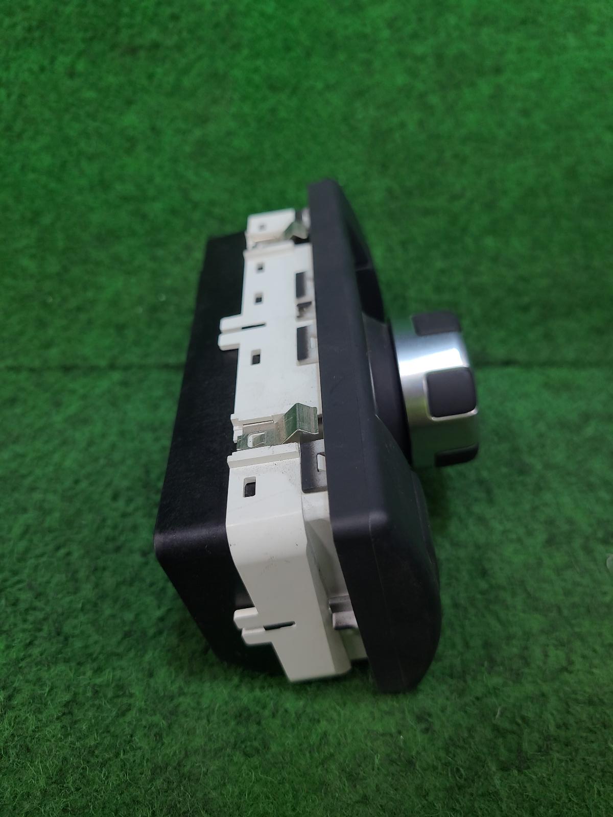 View Auto part Combination Switch Land Rover Freelander 2009