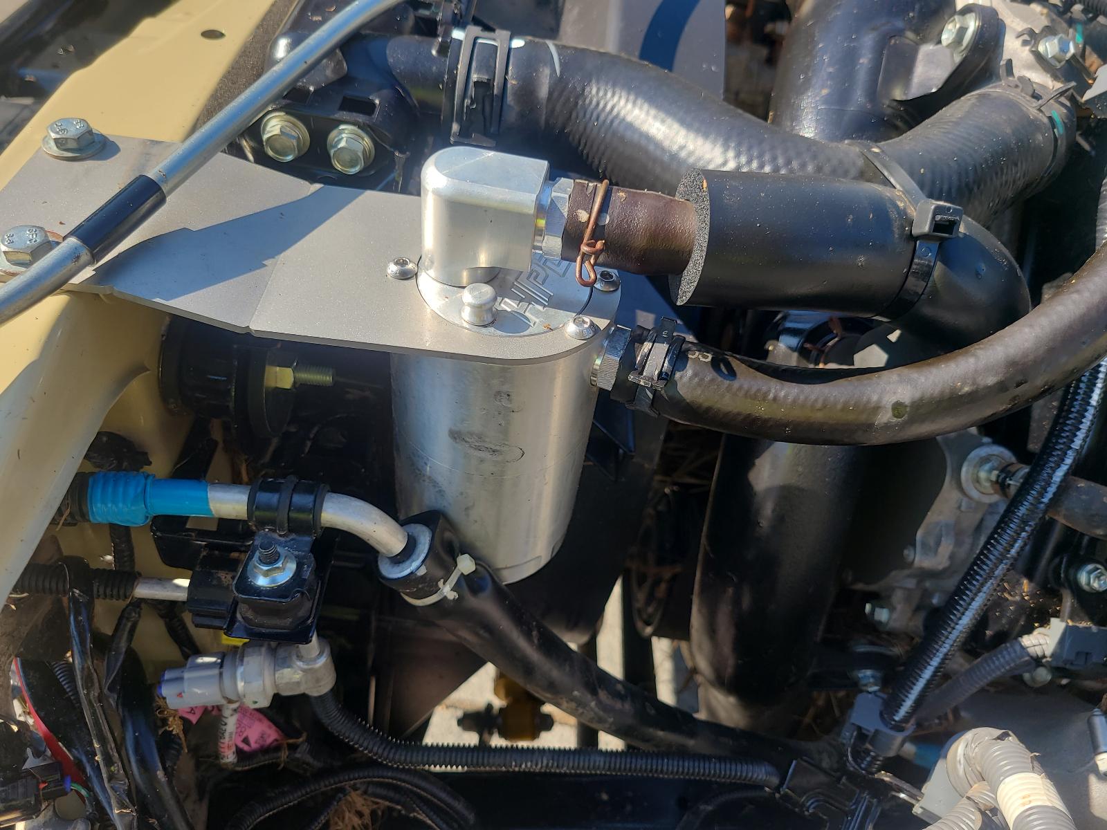 View Auto part Fuel Injector Toyota Landcruiser 2019