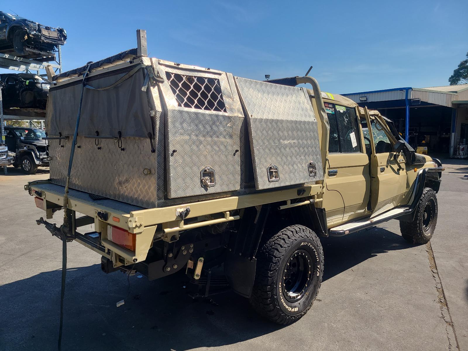 View Auto part Fuel Injector Toyota Landcruiser 2019