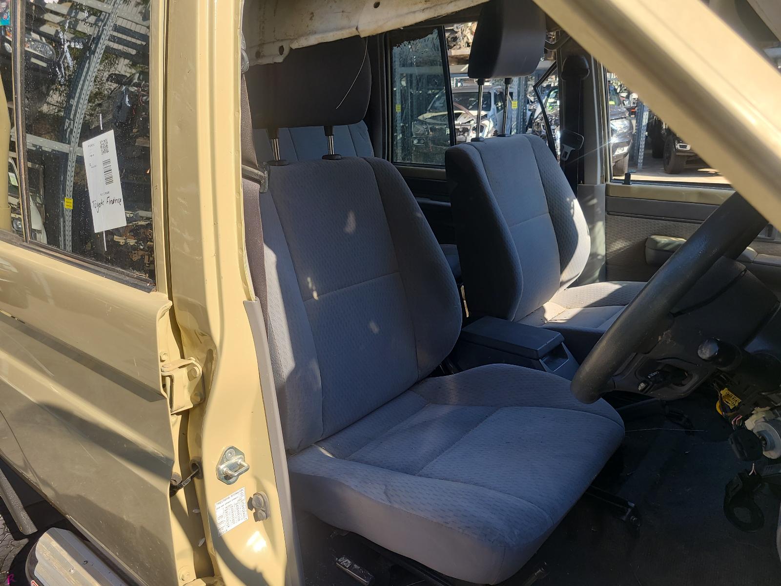 View Auto part Fuel Injector Toyota Landcruiser 2019