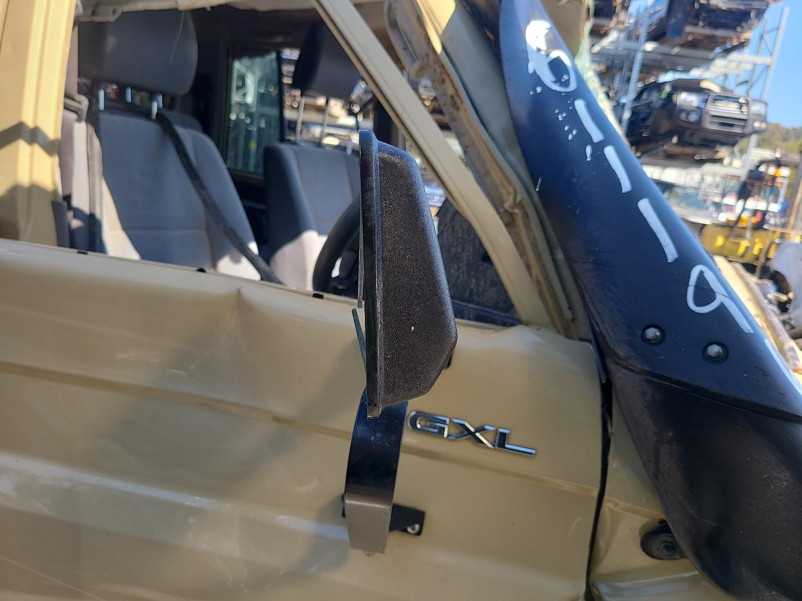 View Auto part Fuel Injector Toyota Landcruiser 2019