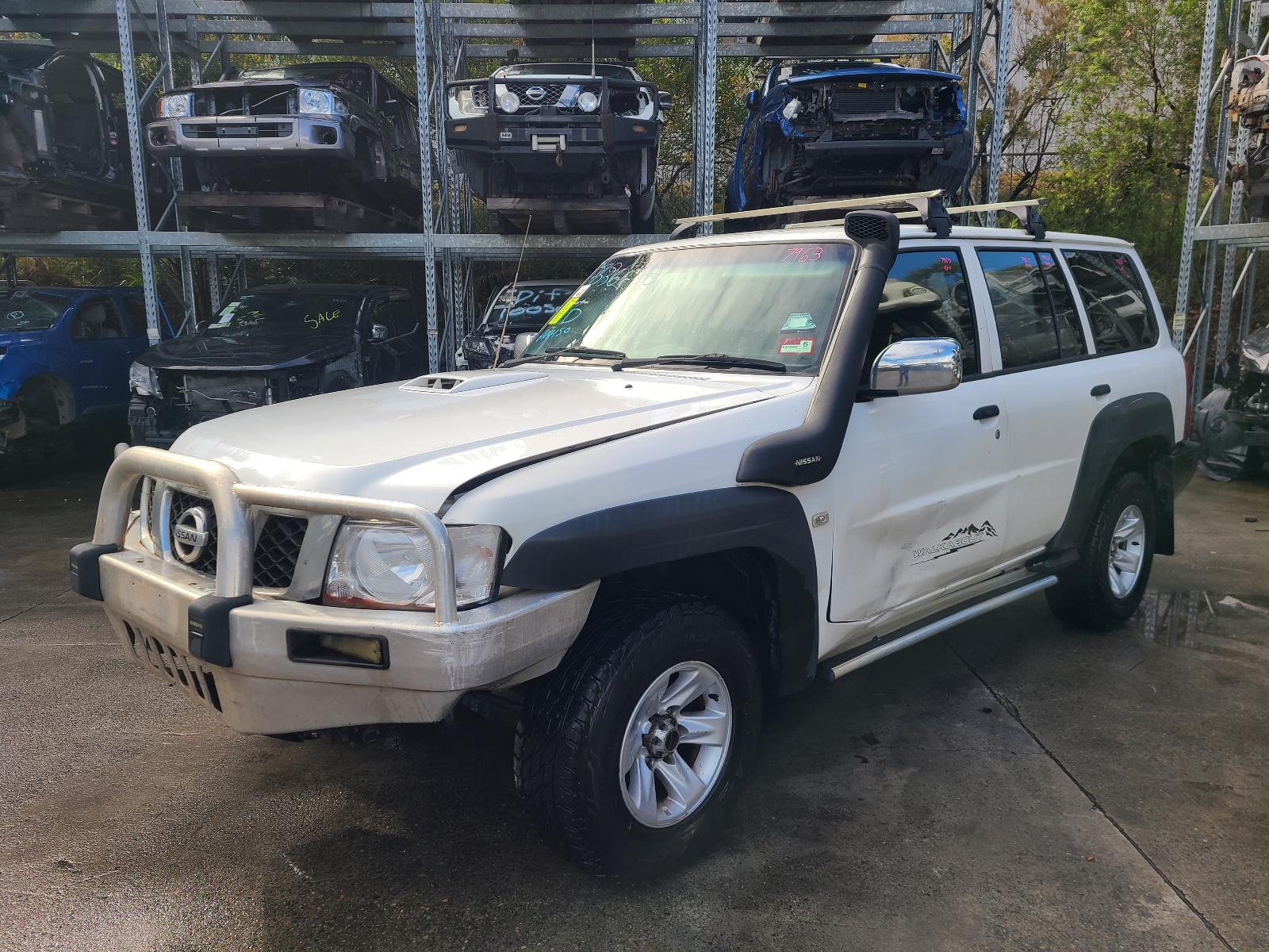 Fuel Filter Housing Patrol Nissan 2007