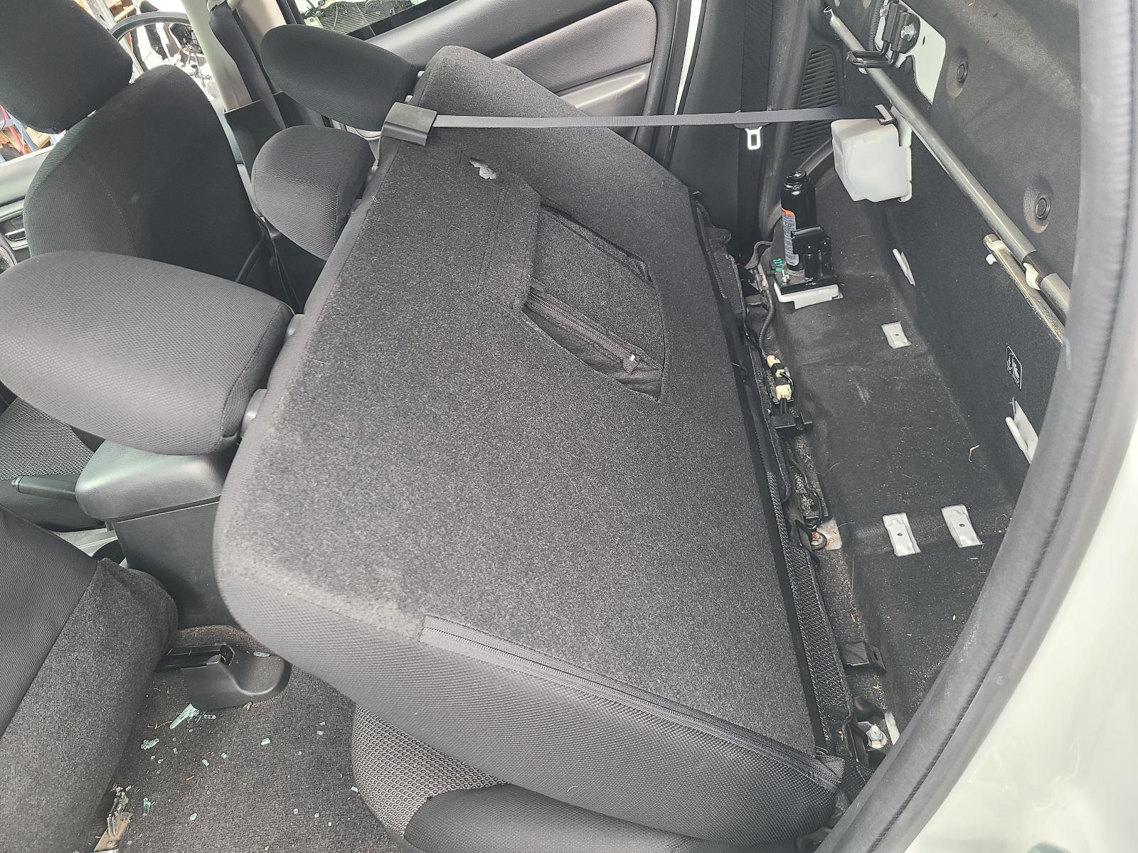 View Auto part Ecu Mitsubishi Triton 2017