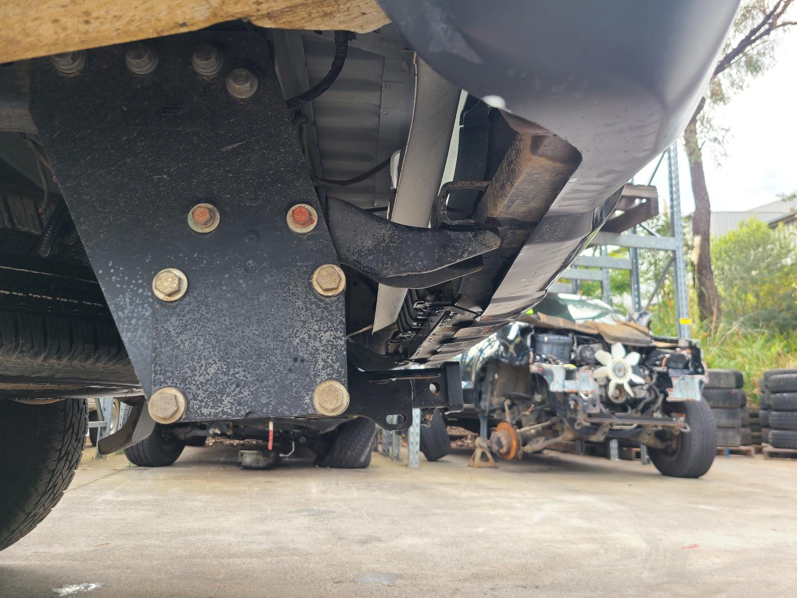 View Auto part Ecu Mitsubishi Triton 2017