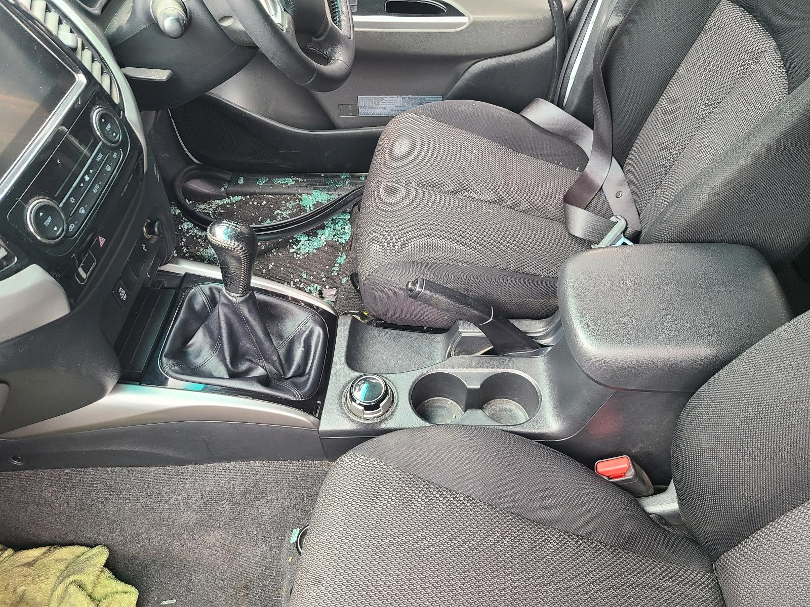 View Auto part Ecu Mitsubishi Triton 2017