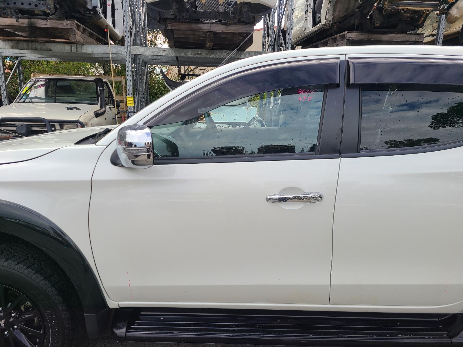 View Auto part Ecu Mitsubishi Triton 2017