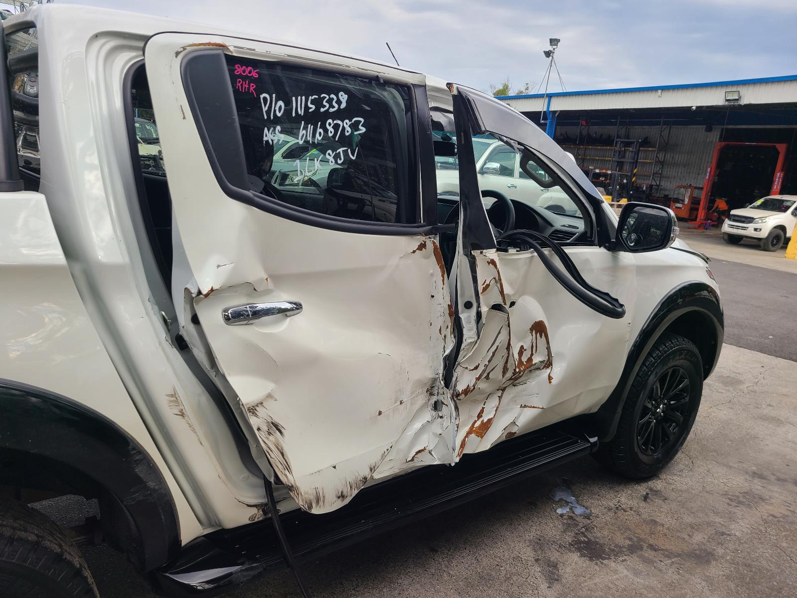 View Auto part Ecu Mitsubishi Triton 2017