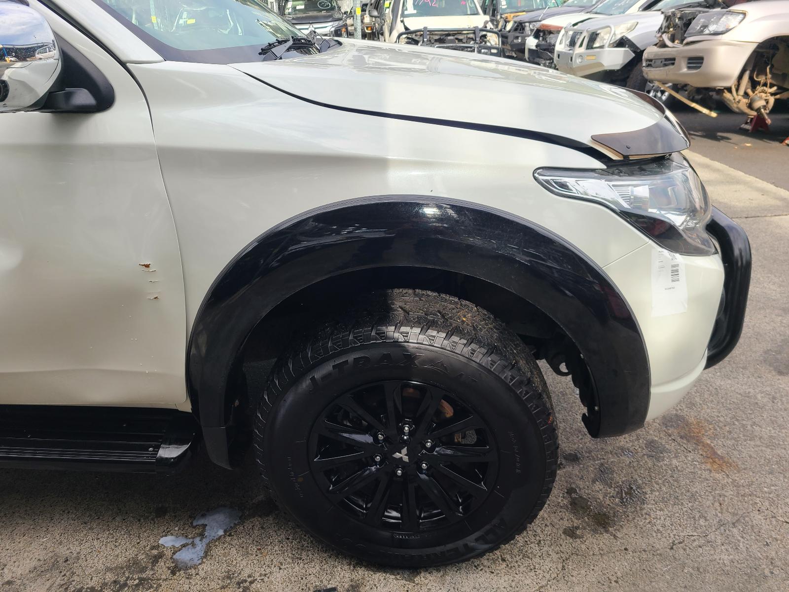 View Auto part Ecu Mitsubishi Triton 2017