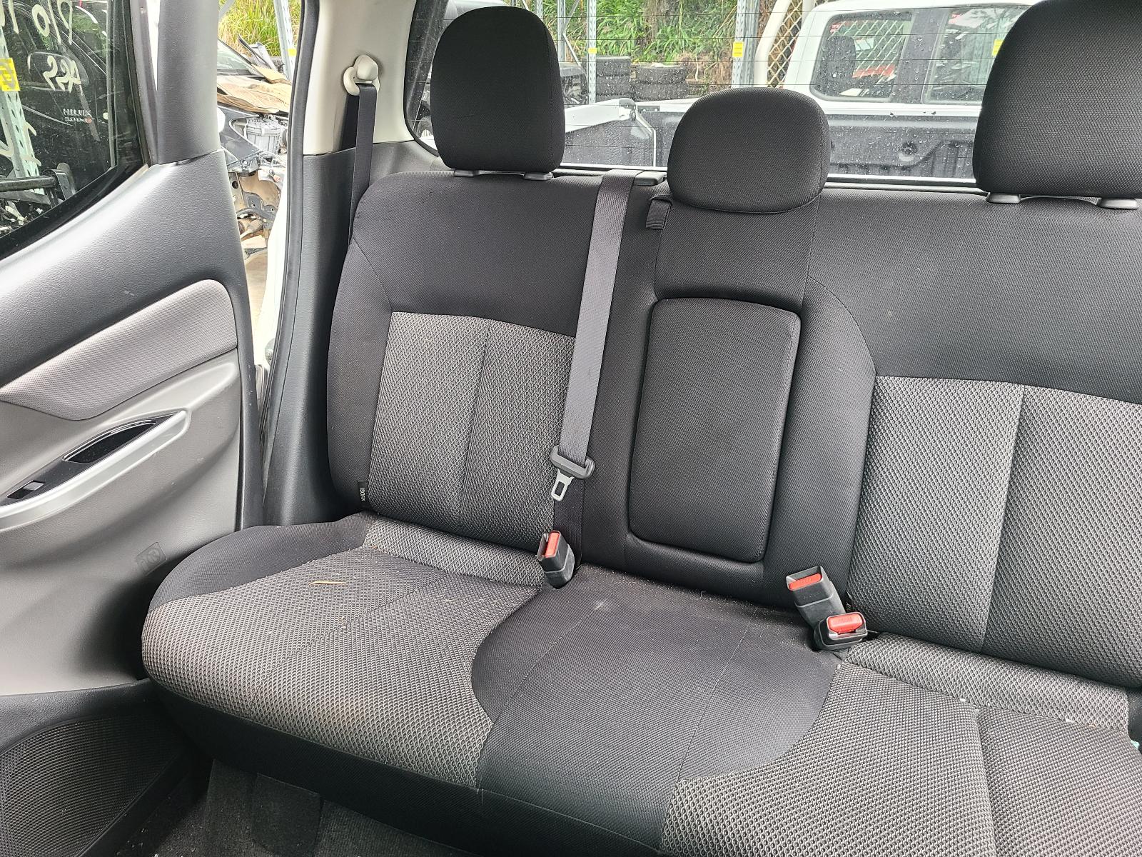 View Auto part Ecu Mitsubishi Triton 2017