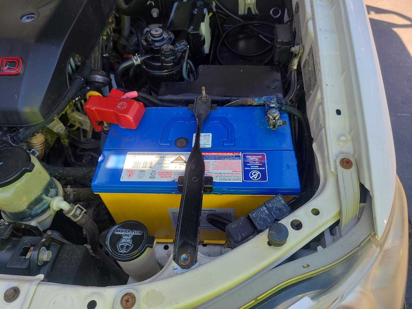 2011 Toyota Hilux Misc Switch/Relay View Auto part Misc Switch/Relay Toyota Hilux 2011