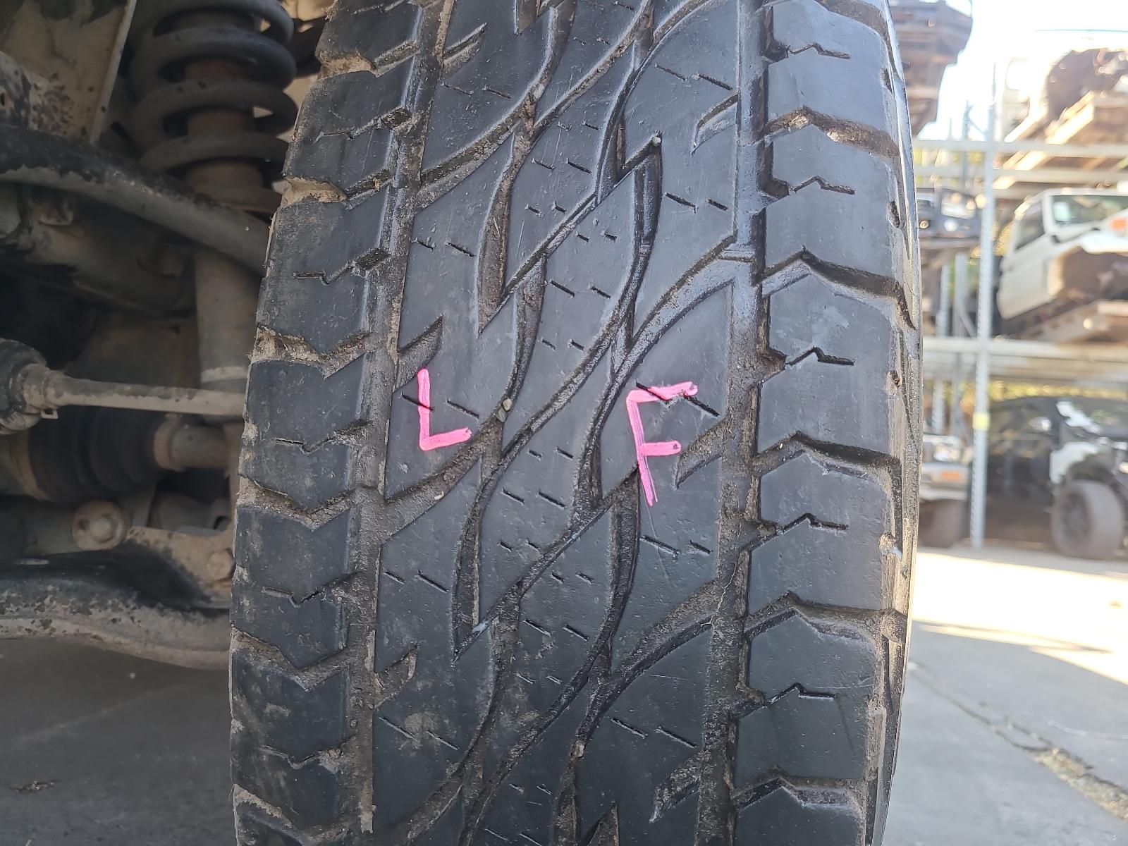 2011 Toyota Hilux Misc Switch/Relay View Auto part Misc Switch/Relay Toyota Hilux 2011